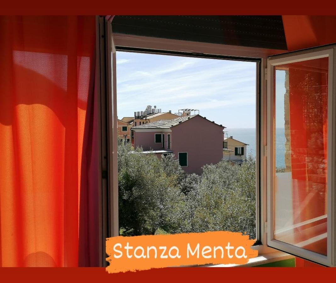 Perla Del Levante Hostel Framura Exteriör bild